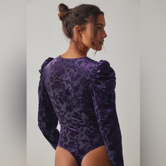Free People Magic Hour Velvet Bodysuit in Deep Sea Combo Medium MSRP $98 FP108 - Picture 4 of 9